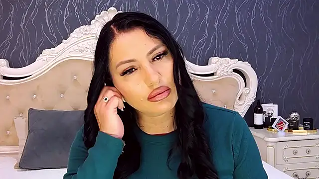 Lauren Saint online show from 14, 11, 2025