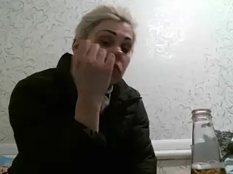 Julie Silver online show from 2, 3, 2025