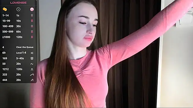 Snapshot of Kimmberr chatting on 5, 3, 2025 Kimmberr online show from 5, 3, 2025