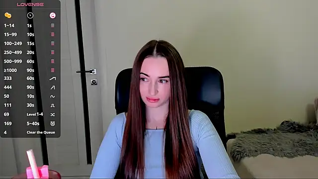 Kimmberr online show from 10, 11, 2025