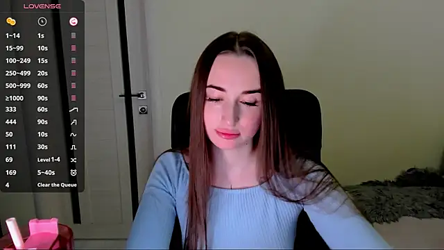 Kimmberr online show from 18, 10, 2025