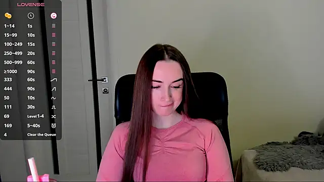 Kimmberr online show from 27, 10, 2025