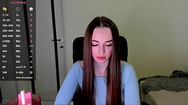 Kimmberr online show from 12, 11, 2025