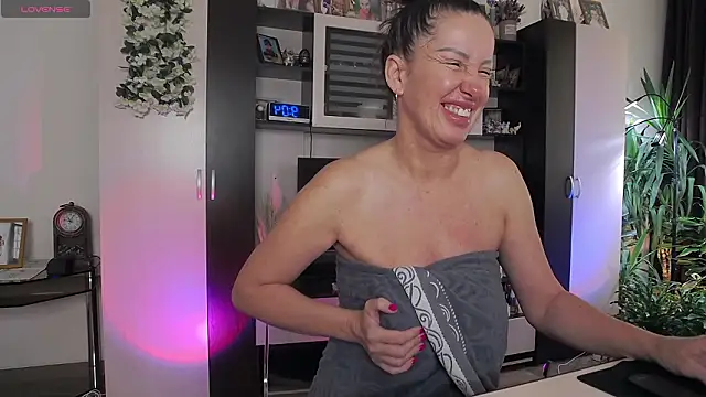 SheilaRyan online show from 22, 3, 2026