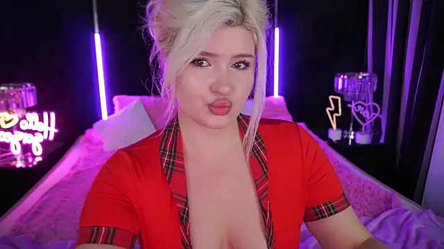 CocoSecretss online show from 22, 10, 2025