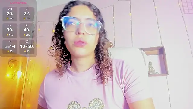 Snapshot of Dollar-girl chatting on 28, 2, 2025 Dollar-girl online show from 28, 2, 2025