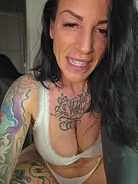 EmilyDiazofficial online show from 28, 6, 2026
