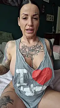 EmilyDiazofficial online show from 23, 11, 2025