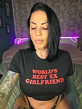 EmilyDiazofficial online show from 19, 4, 2026