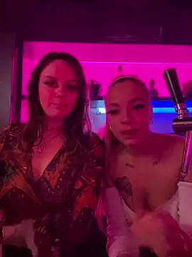 LizzyLush  online show from 22, 12, 2024