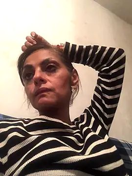 Snapshot of ChantalXOrchid chatting on 10, 11, 2025 ChantalXOrchid online show from 10, 11, 2025