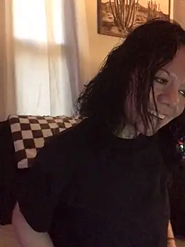 SidneyRaee online show from 17, 11, 2025