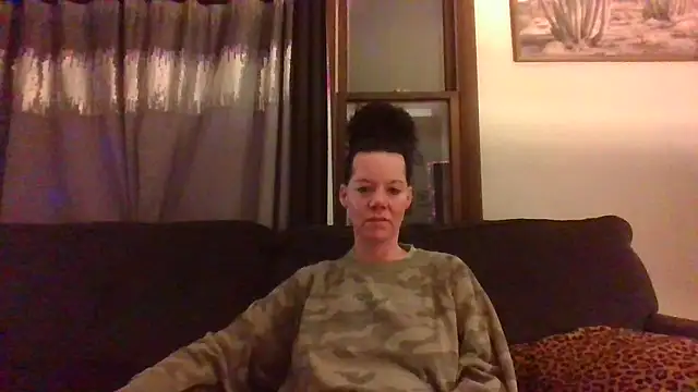 SidneyRaee online show from 4, 12, 2024