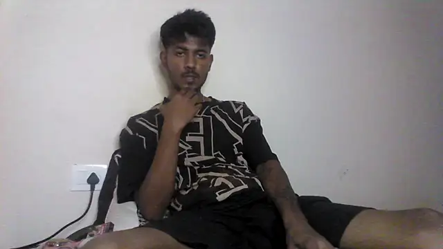 Snapshot of just_fucks chatting on 12, 10, 2025 just fucks online show from 12, 10, 2025