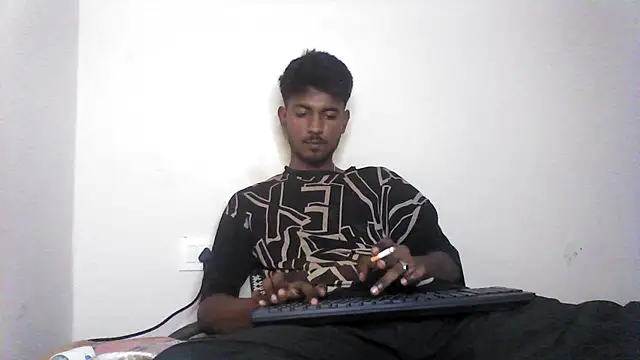 Snapshot of just_fucks chatting on 11, 10, 2025 just fucks online show from 11, 10, 2025