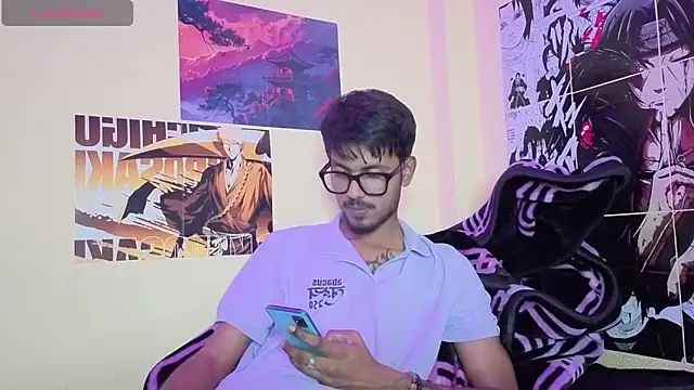 Snapshot of just_fucks chatting on 31, 3, 2026 just fucks online show from 31, 3, 2026