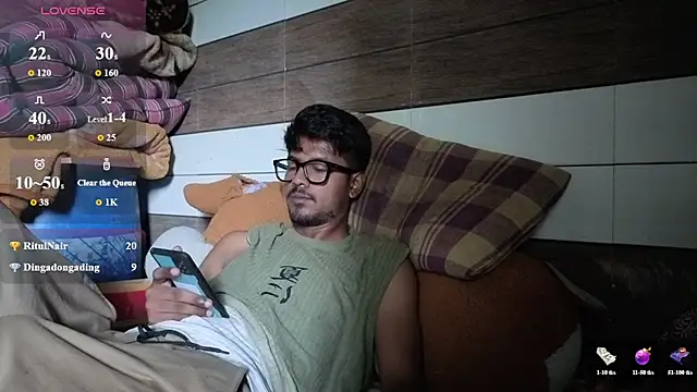 Snapshot of just_fucks chatting on 21, 7, 2026 just fucks online show from 21, 7, 2026