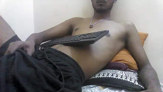 Snapshot of just_fucks chatting on 23, 9, 2025 just fucks online show from 23, 9, 2025