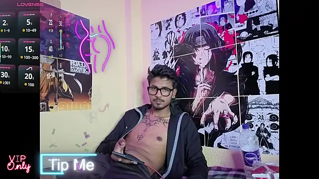 Snapshot of just_fucks chatting on 29, 3, 2026 just fucks online show from 29, 3, 2026