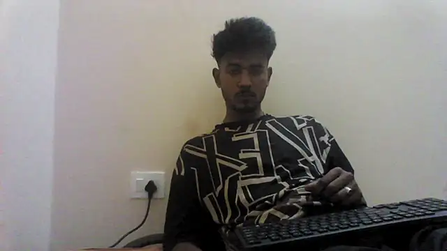 Snapshot of just_fucks chatting on 7, 10, 2025 just fucks online show from 7, 10, 2025