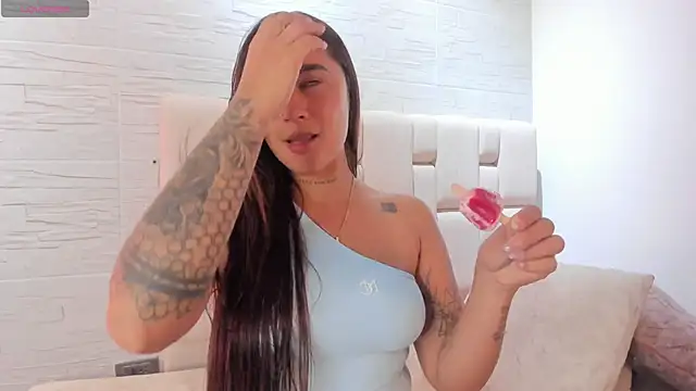 kayleeScott online show from 14, 4, 2026