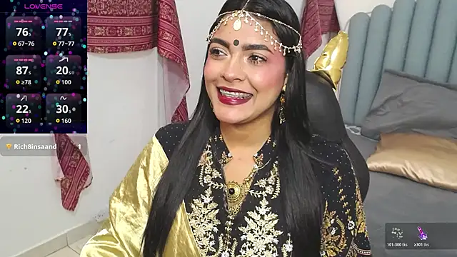 lakshmiraniii online show from 5, 11, 2025