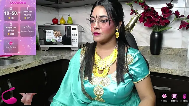 lakshmiraniii online show from 26, 2, 2025