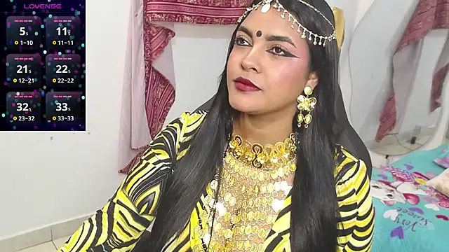 lakshmiraniii online show from 6, 11, 2025