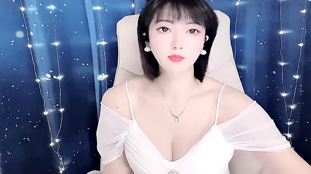 Snapshot of Mist_lili chatting on 10, 10, 2025 Mist lili online show from 10, 10, 2025