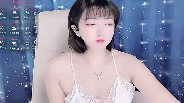 Snapshot of Mist_lili chatting on 10, 10, 2025 Mist lili online show from 10, 10, 2025