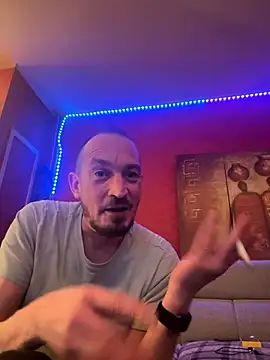 Denislamalice34 online show from 9, 1, 2026