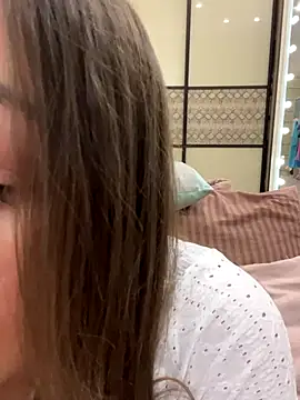 AnnaBri online show from 28, 11, 2025