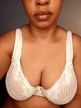 boobsnipplian online show from 2, 10, 2025