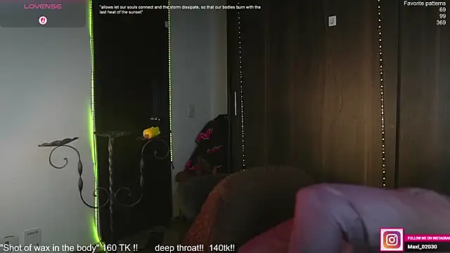 Snapshot of just_maxii chatting on 13, 11, 2025 just maxii online show from 13, 11, 2025