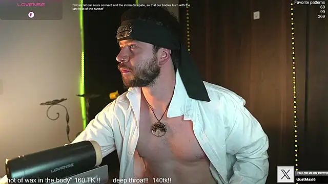 Snapshot of just_maxii chatting on 11, 11, 2025 just maxii online show from 11, 11, 2025