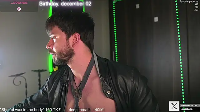 Snapshot of just_maxii chatting on 25, 11, 2025 just maxii online show from 25, 11, 2025