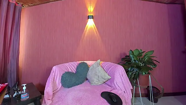 kassandra james online show from 23, 2, 2026