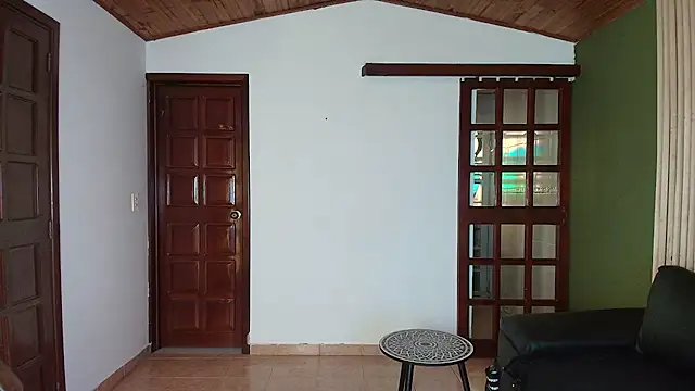 kassandra james online show from 20, 11, 2025