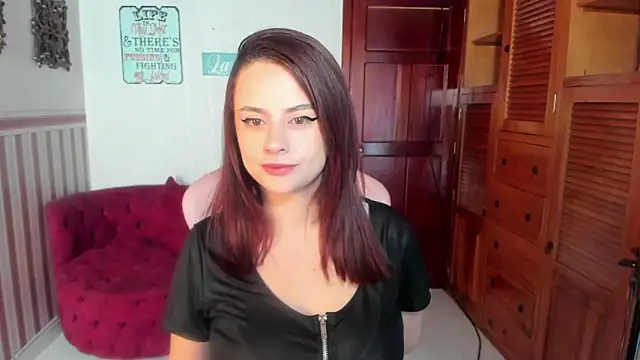 kassandra james online show from 12, 11, 2025