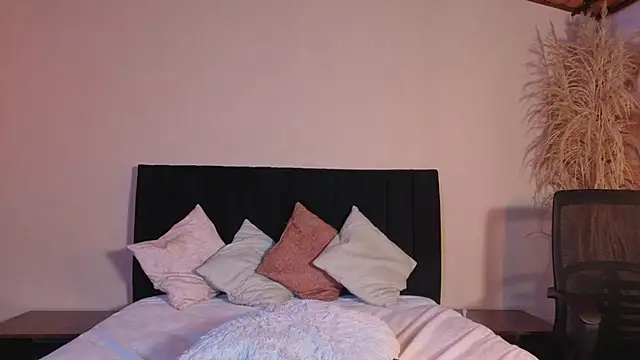 kassandra james online show from 23, 6, 2026