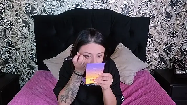 kassandra james online show from 2, 3, 2026