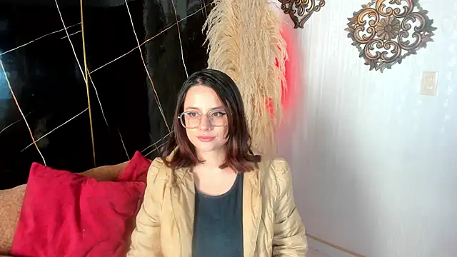 kassandra james online show from 16, 2, 2026