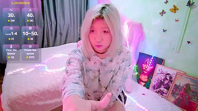 Akemilun online show from 19, 3, 2026