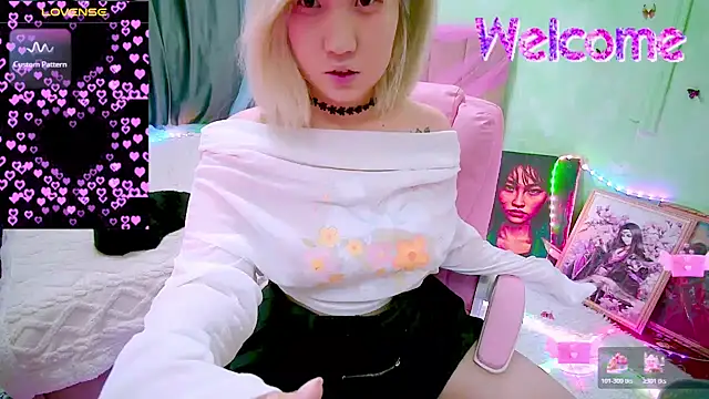 Akemilun online show from 13, 4, 2026