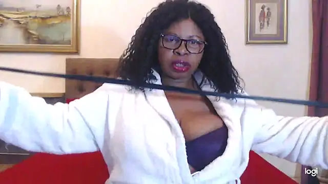 OmegaLipps online show from 3, 6, 2026