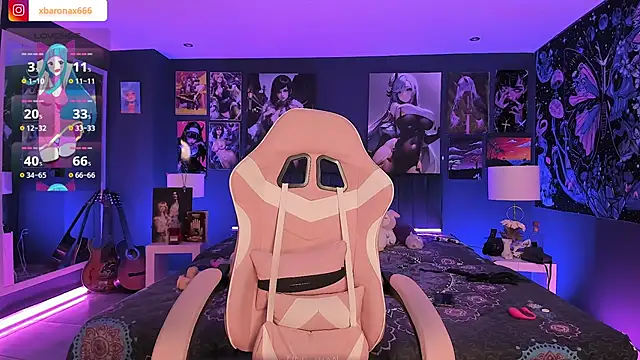 LanaKyutt online show from 9, 10, 2025