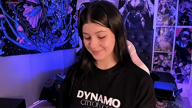 LanaKyutt online show from 16, 7, 2026