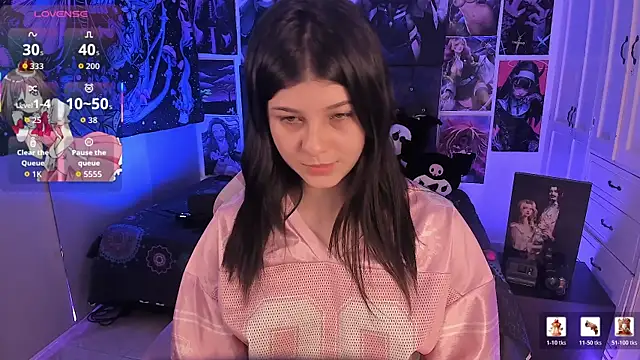 LanaKyutt online show from 5, 4, 2026