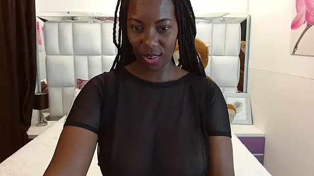 Snapshot of Sara_Marks chatting on 21, 7, 2026 Sara Marks online show from 21, 7, 2026
