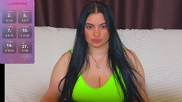 Snapshot of Nikki_Kardashian chatting on 7, 2, 2025 Nikki Kardashian online show from 7, 2, 2025